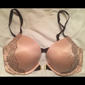 Victoria Secret Very Sexy bra